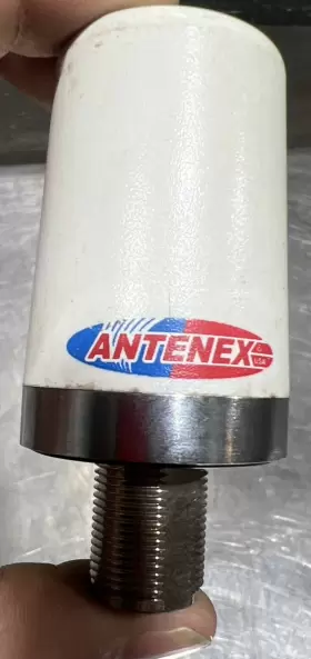 G-821-896 Antenex Laird Tra821/18503p G-821-896/1850-1990mhz Dual Band Phantom White 3dbmeg Per
