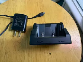 Bc217sa Icom Bc235 Bc-235 Desktop Trickle Charger With Plug