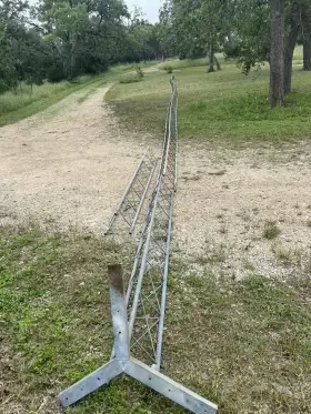 Ame25g Rohn 110 25g Antenna Tower With Base Local Pickup/cash In Hand Ame25g Rohn 110 25g Antenna Tower With Base Local Pickup/cash In Hand