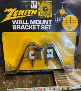973-151 Zenith 4 Inch Heavy-duty Wall Mount Brackets Antenna/dish Mast Installs Radio Tv Ham